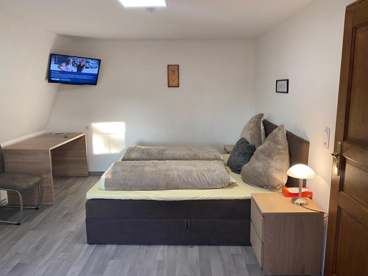 Zimmervermietung Abir Dresden Buitenkant foto