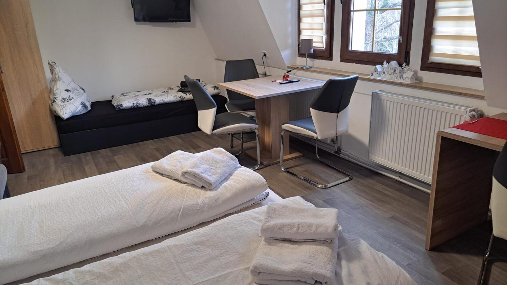 Zimmervermietung Abir Dresden Buitenkant foto
